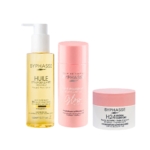 Trois produits de soin Byphasse — une huile démaquillante, un lait hydratant « Glow effect » et la crème « H24 Hydra Comfort » — sont présentés debout sur un fond blanc, ce qui en fait un coffret cadeau idéal pour le « Byphasse Box Cadeau Couple ». Dakar