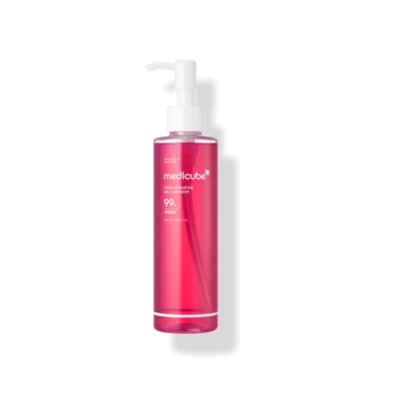 Un flacon rose transparent de Medicube Pdrn Gel Mousse Nettoyant 200 ml avec une pompe blanche se tient debout sur un fond blanc, avec un design élégant rappelant les biberons Tommee Tippee Superstar. Dakar