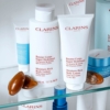 Clarins Baume Corps Super Hydratant Au beurre de karité Soin corps  soin hydratant 400ml – Image 4
