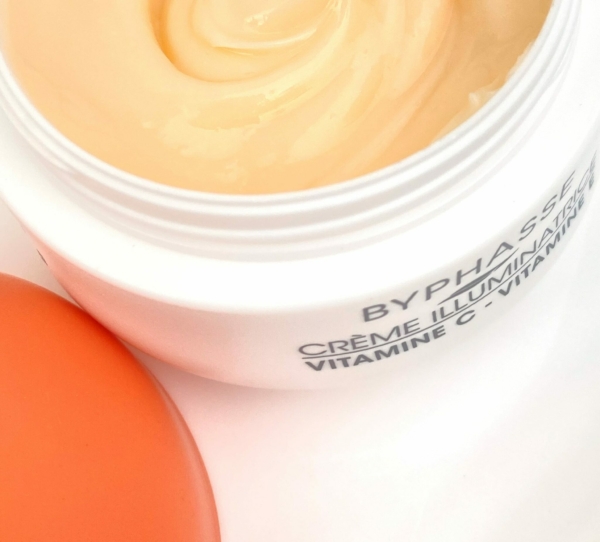 Byphasse CRÈME ILLUMINATRICE VITAMINE C JOUR ET NUIT 50ML – Image 2