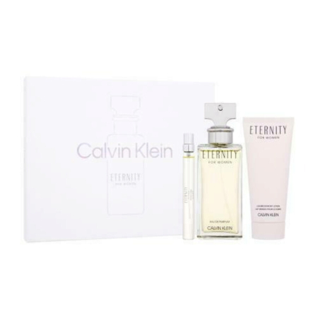 Le Coffret Cadeau pour Femme Calvin Klein Eternity comprend une boîte blanche avec un flacon de parfum minimaliste "Eternity for Women", un vaporisateur de voyage et une lotion pour le corps, le tout dans un emballage élégant. Dakar