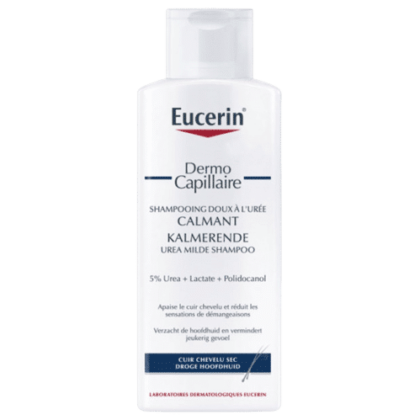 Un flacon d'Eucerin DERMO CAPILLAIRE Shampoing Calmant 5% d'Urée 250 ml