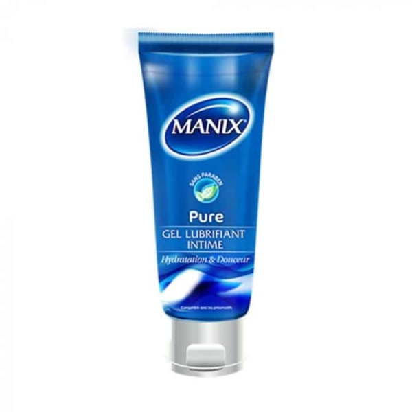 Un gel lubrifiant MANIX Pure 80 ml dans un tube bleu, avec le texte "hydratation & douceur", capture l'essence vibrante de Dakar. L'emballage comprend un logo rond en haut et un capuchon argenté en bas, reflétant subtilement l'esprit culturel du Sénégal. Dakar