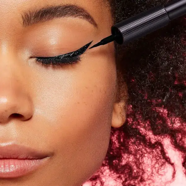 L’Oreal Eyeliner Liquide Infaillible 24H Matte 01 Noir 3 ml – Image 2
