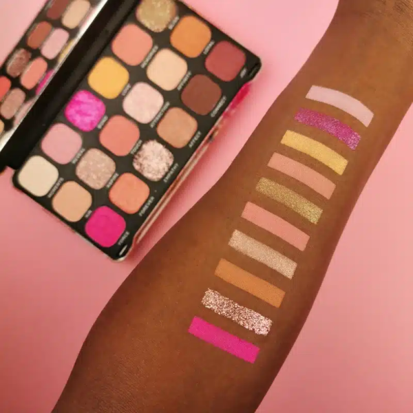 Makeup Revolution Forever Flawless palette de fards à paupières teinte Affinity 18 x 1.1 g – Image 2