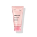 Un tube rose de Medicube Masque de Nuit Enveloppant à la Caféine Pdrn Pink 75 ml se tient droit sur un fond blanc, mettant en évidence son objectif de soin de nuit et ses principaux ingrédients. Dakar