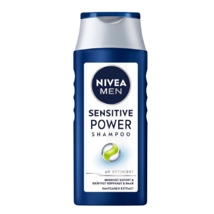 Une bouteille de NIVEA MEN Shampooing Sensitive Power 250 ml