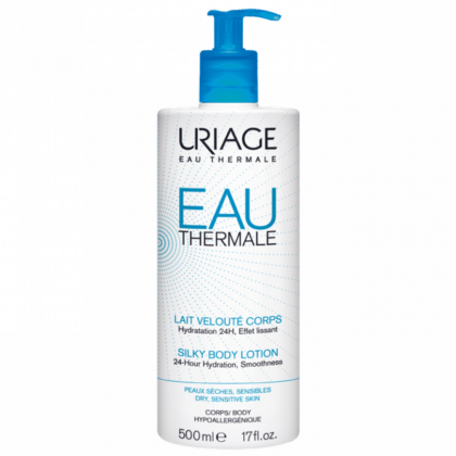 Le flacon de 500 ml d'URIAGE Eau Thermale Lait Velouté Corps est doté d'une pompe bleue. L'étiquette met l'accent sur l'hydratation et la douceur 24 heures pour les peaux sèches et sensibles, avec un texte en français et en anglais pour assurer une expérience apaisante à tous les utilisateurs. Dakar