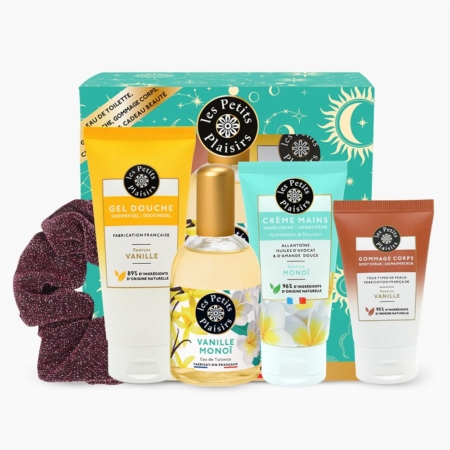 Le coffret LES PETITS PLAISIRS Nuit Etoilée Vanille Monoï turquoise comprend un chouchou rose, un gel douche, une huile pour le corps, une crème pour les mains et un gommage, tous parfumés au monoï vanillé apaisant. Dakar