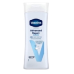 Le Vaseline Intensive lait hydratant corps 400 ml est un flacon blanc aux accents bleus, offrant une hydratation profonde de 48 heures et des lipides ultra hydratants pour une réparation cutanée avancée. Dakar