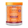 Un pot de 524 g de gel coiffant et fixant au beurre de karité Cantu, à l'huile de ricin noir de Jamaïque, pour des boucles, des ondulations et des frisottis naturels. Il est doté d'un couvercle à vis orange et d'une étiquette orange-blanc. Dakar