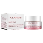 Le Gel-masque de nuit rénovateur à l'extrait d'acérola 50 ml de CLARINS, également connu sous le nom de Clarins White Plus Brightening Revive Night Mask-Gel, présente un pot et une boîte blancs élégants avec un texte français et anglais accentué par une marque rouge. Dakar