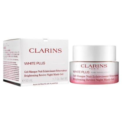 Le Gel-masque de nuit rénovateur à l'extrait d'acérola 50 ml de CLARINS, également connu sous le nom de Clarins White Plus Brightening Revive Night Mask-Gel, présente un pot et une boîte blancs élégants avec un texte français et anglais accentué par une marque rouge. Dakar