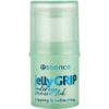 Un tube vert clair d'Essence Cosmetics Primer Stick Anti Cernes Jelly Grip, étiqueté « adhérent et rafraîchissant », parfait pour le rajeunissement du contour des yeux. Dakar