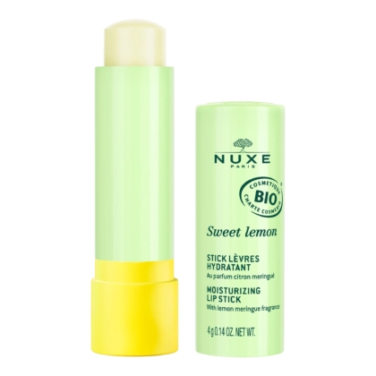 Un tube vert de Stick Lèvres Hydratant Bio Nuxe CITRON DOUX 4 g, sans son bouchon, dévoile le baume onctueux qu'il contient. Un élégant texte souligne son caractère naturel et son délicieux parfum citron meringué. Dakar