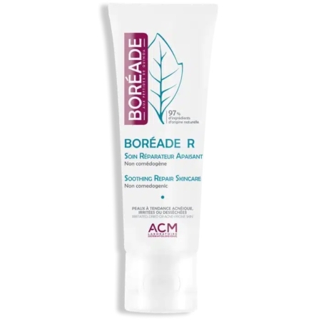 Un tube blanc de soin réparateur apaisant Boréade R d'ACM. Son emballage, orné d'un motif de feuille verte, souligne son caractère non comédogène et ses 97 % d'ingrédients naturels. Dakar
