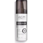 Flacon blanc et gris du sérum ACM Duolys.CE, avec bouchon noir. L'étiquette met en avant ses propriétés antioxydantes, sa teneur en vitamines C et E, ainsi que ses bienfaits pour raffermir et corriger la peau. Flacon de 15 ml, fabriqué en France. Dakar
