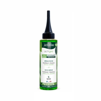 Flacon vert d'Activilong Actigro Sérum Riche au Panthénol et au Romarin. L'étiquette avant mentionne « Core Boost » et « Stimule, Dynamise ». Il est doté d'un embout noir pointu et d'une contenance de 130 ml. Dakar