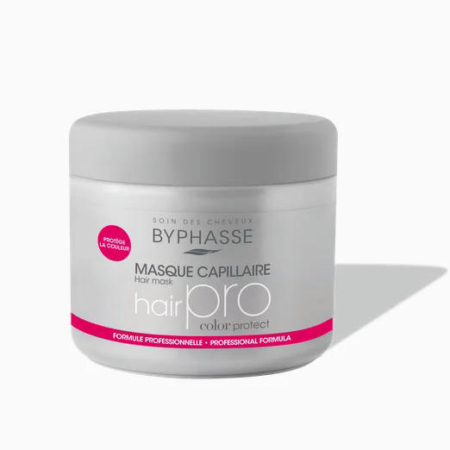 Un pot blanc et gris de masque capillaire protecteur de couleur Byphasse Hair Pro. L'étiquette, en anglais et en français, met en valeur sa formule professionnelle pour protéger les cheveux colorés contre les dommages. Le couvercle est gris clair. Dakar