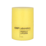 Un récipient cylindrique jaune étiqueté « CNP Laboratory Propolis Lipcerin 15 ml ». Le design est minimaliste, avec un texte noir en gras sur la surface lisse et opaque du récipient. Dakar