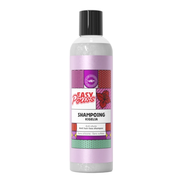 Un flacon de shampoing Easy Pouss Kigelia, orné d'une étiquette colorée à motifs géométriques et d'une fleur d'hibiscus. Il est accompagné de mentions sur les propriétés anti-chute, sans silicone et sans sulfate. Dakar
