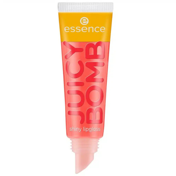 Image d'un tube rose et jaune étiqueté « essence » en haut. On peut y lire « Juicy Bomb » en grandes lettres roses et « shiny lipgloss » en dessous. Le tube est conçu pour une application facile grâce à son embout biseauté. Dakar