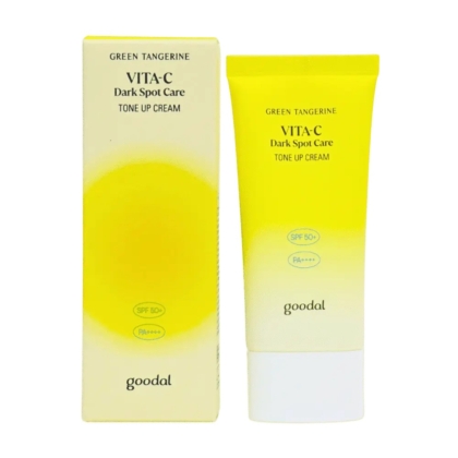 Un tube et une boîte de crème tonifiante anti-taches Vita-C Green Tangerine de Goodal. L'emballage est jaune vif et blanc, avec les étiquettes SPF 50+ et PA++++. Dakar