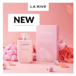 Une image rose mettant en vedette un flacon et un coffret du parfum « La Rive Poétique ». Le flacon et le coffret sont entourés de roses roses et pêche sur un fond rose tendre. Une étiquette « NEW » est apposée en haut sur fond blanc. Dakar