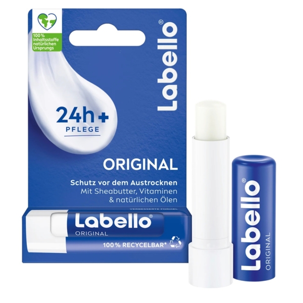 Un emballage de Labello Stick à Lèvres Original Hydratation 24H 4,8 g, accompagné du tube. Avec du beurre de karité, des vitamines et des huiles naturelles dans un emballage recyclable, son tube blanc au bouchon bleu offre une hydratation similaire à celle du Baume à Lèvres Hydratant Blackberry Shine de Labello. Dakar