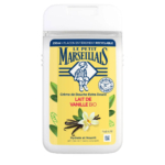 Flacon de crème douche Le Petit Marseillais au parfum de vanille. L'étiquette présente un fond jaune, des fleurs de vanille et le logo de la marque. Le texte comprend « 250 ml », « Lait de Vanille Bio » et des informations sur son origine naturelle et ses propriétés hydratantes. Dakar