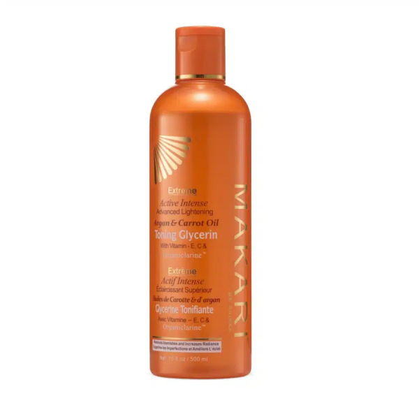 Flacon orange de glycérine tonifiante intense Makari Extreme Active à l'huile d'argan et de carotte. Contient des vitamines E, C et K. Texte en anglais et en français. Flacon de 500 ml avec bouchon à pression. Dakar