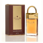 Un flacon et un écrin du parfum Mauboussin « Promise Me Intense ». Le flacon, muni d'un bouchon doré en forme de cadenas, contient un liquide ambré. L'écrin est marron foncé avec des touches dorées, et le nom et la marque du parfum sont inscrits en lettres dorées. Dakar