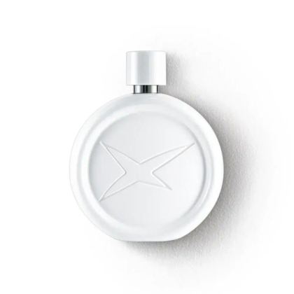 Un flacon de parfum rond et blanc avec un motif X en relief sur le devant et un petit bouchon cylindrique, sur fond blanc. Dakar