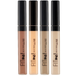 Quatre anti-cernes Maybelline Fit Me, déclinés en différentes teintes, sont disposés verticalement côte à côte. Chacun est doté d'un capuchon noir et d'un long tube transparent laissant apparaître le produit. Les teintes varient du clair au foncé. Dakar