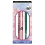 Coffret cadeau Maybelline comprenant un mascara rose Sky High et un eye-liner vert Lasting Drama. L'emballage présente un panorama urbain en arrière-plan et l'inscription « Eyeliner gratuit ». Dakar