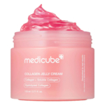 Un pot rose de crème gel au collagène Medicube, orné d'un tourbillon de crème translucide. L'emballage mentionne « Collagène + Collagène soluble » et « Collagène hydrolysé ». Le pot contient 110 ml. Dakar