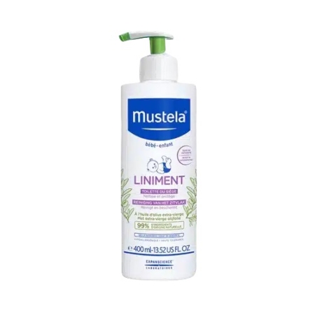 Un flacon de Liniment Mustela pour bébés et enfants, muni d'une pompe doseuse. L'étiquette met en avant ses ingrédients doux et d'origine naturelle, ainsi que son aptitude à l'hygiène du siège. Le flacon contient 400 ml. Dakar