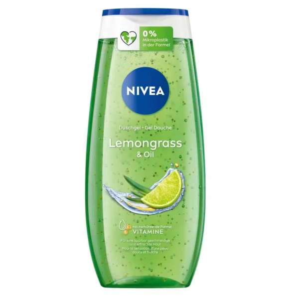 Un flacon vert de gel douche Nivea Citronnelle et Huile. Il est orné de motifs citron vert et citronnelle, avec de petites perles vertes visibles à travers l'emballage translucide. L'étiquette avant mentionne « 0 % microplastique » et « Vitamine E ». Dakar
