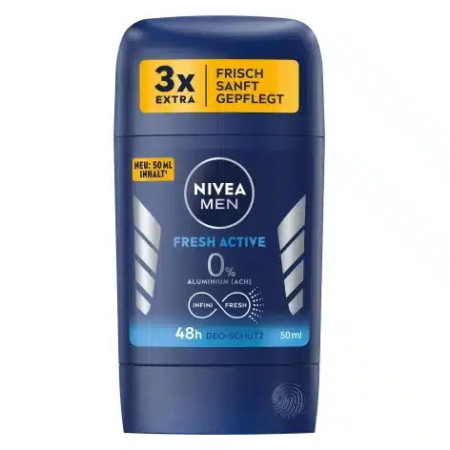 Déodorant stick Nivea Men Fresh Active bleu foncé d'une contenance de 50 ml. Il est orné d'un texte en allemand, mettant en valeur « 3x extra », « 48h deo-schutz » et « 0 % aluminium ». Son design est rehaussé de touches argentées et d'un symbole d'empreinte digitale en bas. Dakar