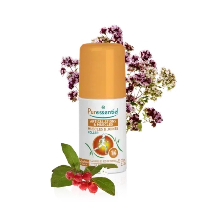 Flacon jaune de Roller Muscles et Articulations Puressentiel avec illustrations botaniques de fleurs et de baies en arrière-plan. L'étiquette met en valeur les huiles essentielles et indique une contenance de 75 ml. Dakar