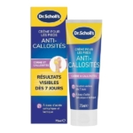 Scholl Crème Pieds Anti Callosités Intensive en 7 Jours 75 ml se présente sous la forme d'un tube et d'une boîte bleu et jaune avec un texte en français. Il cible les cors et les callosités et promet des résultats visibles en 7 jours. Dakar