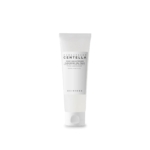 Un tube blanc de gel-mousse nettoyant éclaircissant à la centella de Madagascar de SKIN1004. Ce tube, doté d'un étiquetage minimaliste et d'un bouchon gris, contient 150 ml de produit. Dakar