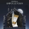 Une affiche promotionnelle pour le Coffret Skin1004 présente un tube posé sur un ciel au clair de lune avec une arche, sur lequel est écrit « Nettoyez la journée, hydratez-vous pour le voyage à venir. Découvrez la vitalité de la peau avec nos Mini Ampoules à vos côtés. Dakar