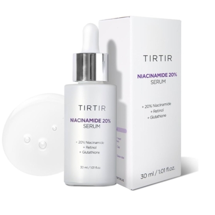 Un flacon de 30 ml de sérum TIRTIR Niacinamide 20 %, muni d'un compte-gouttes, est présenté à côté de son coffret, qui met en valeur son mélange de niacinamide 20 %, de rétinol et de glutathion. Son design évoque la beauté classique du Coffret Découverte Collection de 4 Sérums x 10 ml de Beauty of Joseon Hanbang. Dakar