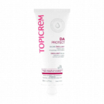 Tube blanc de baume émollient Topicrem DA Protect, avec inscription rose et grise sur le devant. Ce produit revendique des vertus régénératrices et protectrices pour les peaux très sèches et sensibles à l'acné, grâce à ses ingrédients comme le karité, l'huile de lin et l'allantoïne. Contenance : 200 ml. Dakar