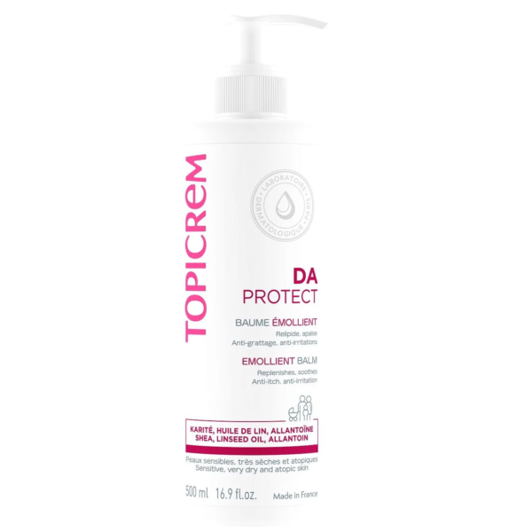 Flacon blanc de baume émollient Topicrem DA Protect, muni d'une pompe. L'étiquette met en valeur sa formule anti-démangeaisons et anti-irritations, adaptée aux peaux sensibles, sèches et atopiques, contenant du beurre de karité et de l'huile de lin. Contenance : 500 ml. Dakar