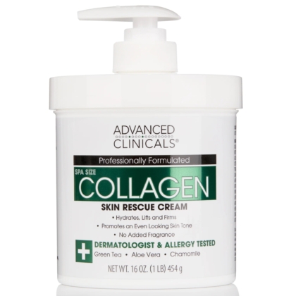 Un pot blanc de 454 g de Crème Corporelle au Collagène Peau Lisse ADVANCED CLINICALS, muni d'une pompe, offre des bienfaits hydratants, raffermissants et tonifiants. Ses ingrédients clés sont le thé vert, l'aloe vera et la camomille. Dakar