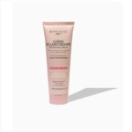 Un tube de BYPHASE CRÈME VISAGE ÉCLAIRCISSANTE EFFET BLANCHISSANT 75ML est posé debout sur une surface claire, projetant une ombre légère à sa droite. Dakar
