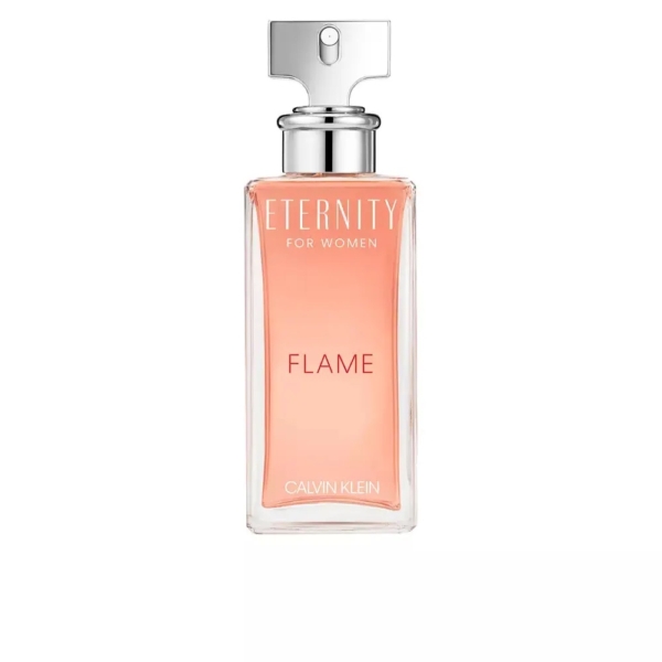 Le flacon en verre transparent de Calvin Klein ETERNITY FLAME POUR FEMME 100 ml est doté d'un élégant vaporisateur argenté et contient un délicat parfum rose. L'élégant texte blanc affichant le nom de la marque évoque l'allure de l'Eau de Parfum pour Femme Calvin Klein Euphoria. Dakar
