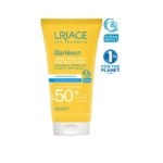 Un tube jaune de Crème Hydratante Uriage Bariésun SPF 50+ est présenté. Il mentionne la résistance à l'eau et le respect des océans, et arbore le logo « 1 % pour la Planète », soulignant ainsi son engagement environnemental. Dakar